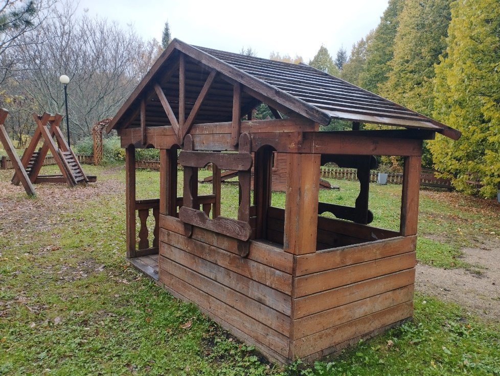 Постройка на участке